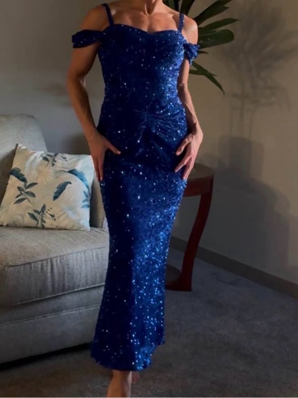 Elegant Navy Sequin Off-Shoulder Evening Dress